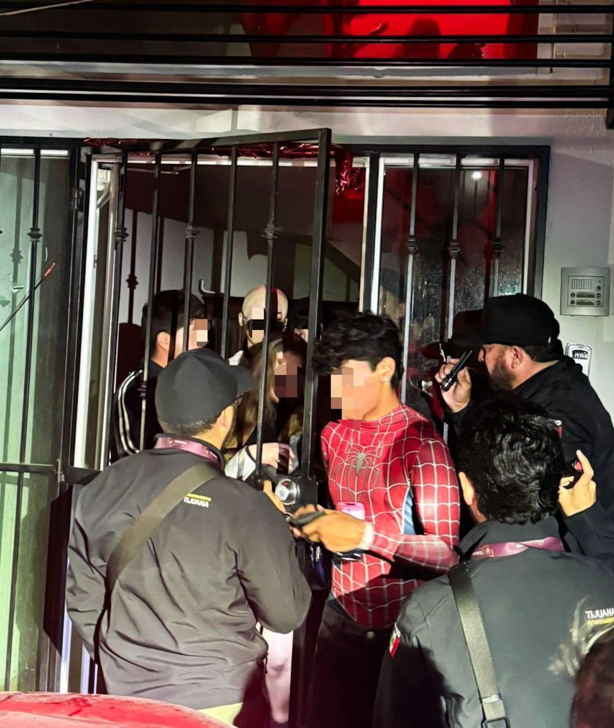 Una intervención ocurrió en la Terraza Cosmopolitan, y en otro evento sucedió en La Terrazita La Cacho. Foto: Cortesía