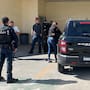 Hombre de 50 años resulta herido por arma de fuego en la carretera escénica