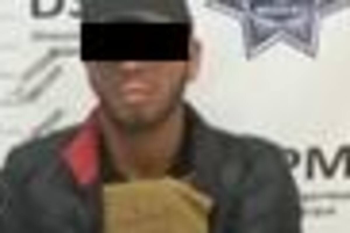 Con chaleco táctico y cuchillo arrestan a sospechoso en Centro Cívico