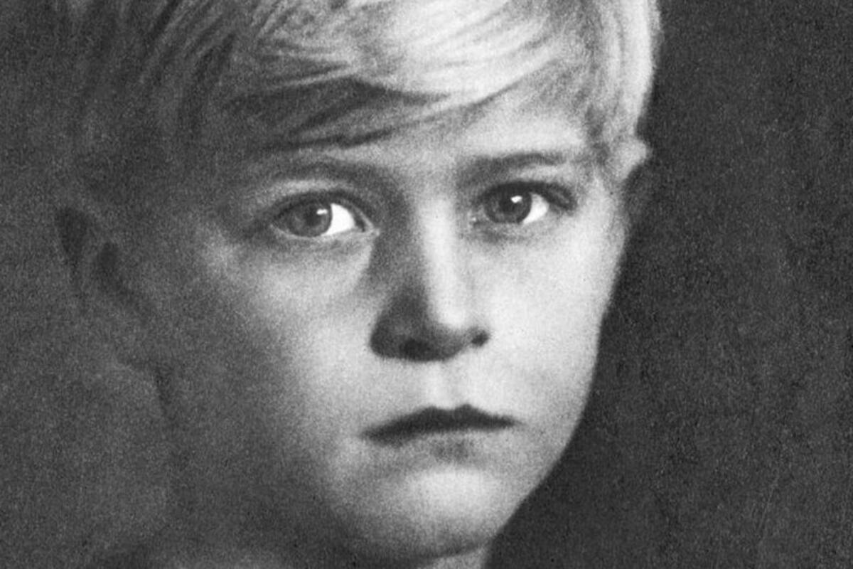 Muere el príncipe Felipe: la azarosa huida de Grecia del duque de Edimburgo y su familia (y qué pasó con ellos)