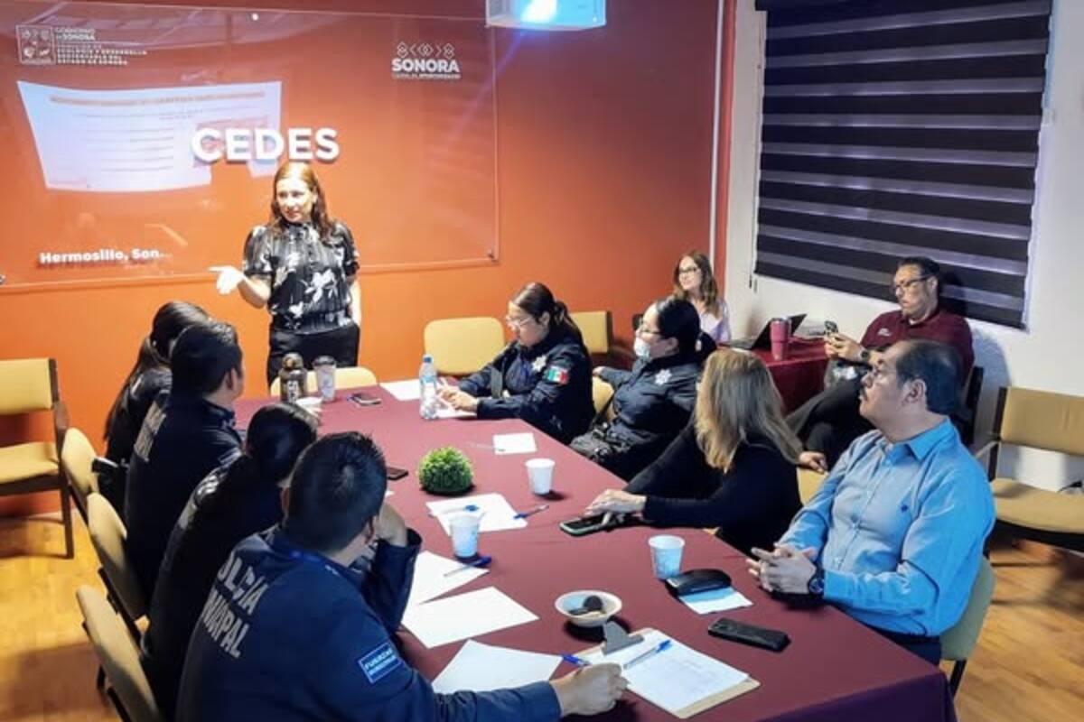 Capacitación para la Unidad Especial de Protección Animal en Hermosillo