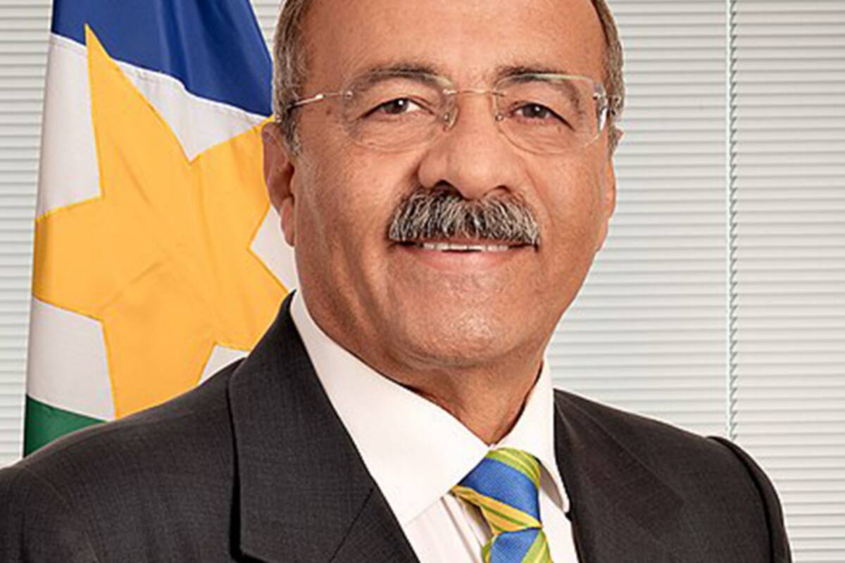 Bulto en ropa interior delata a senador: escondía fondos de Covid-19