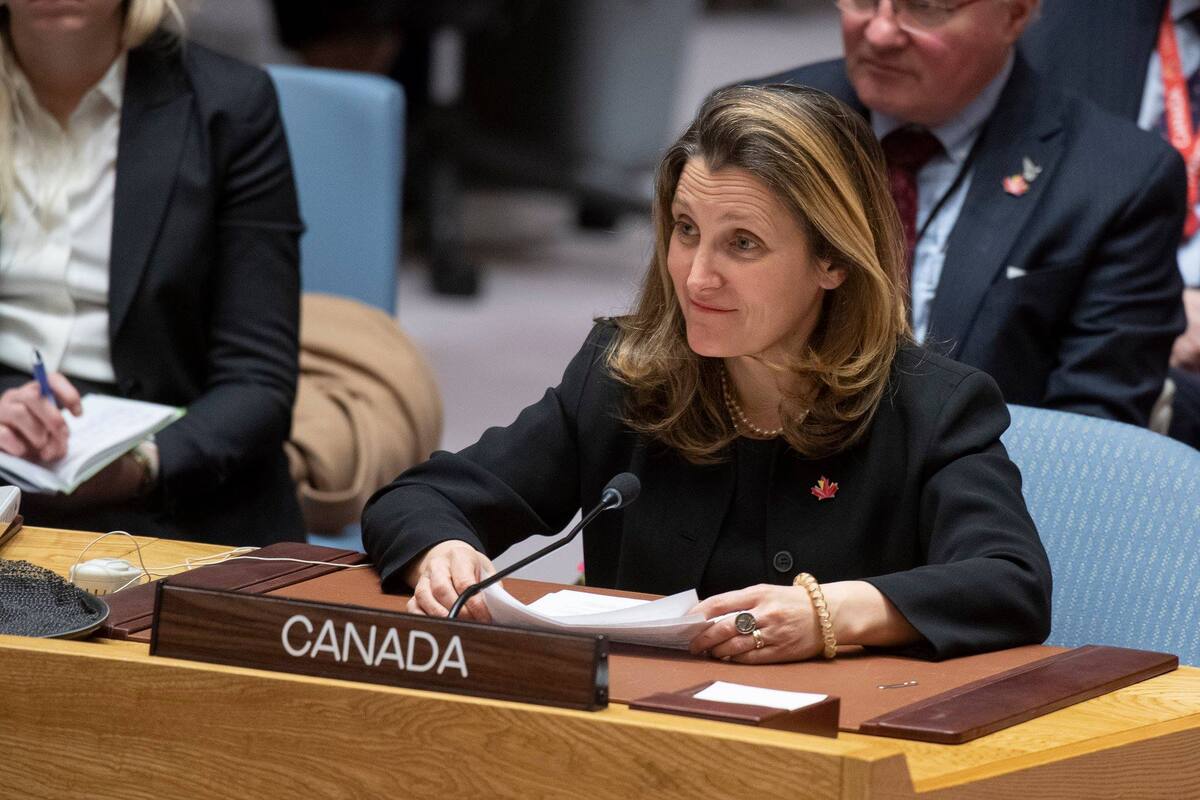 Canadá 'dólar por dólar' a Estados Unidos: Freeland
