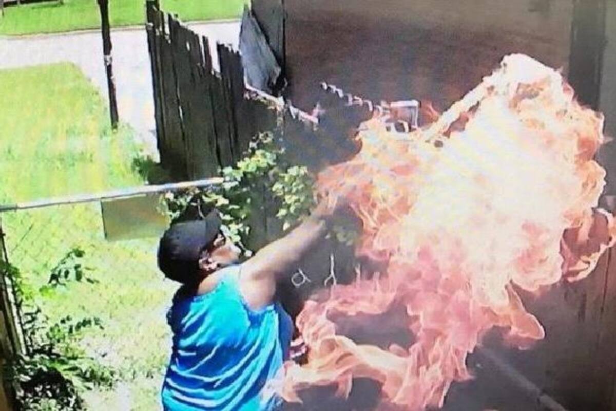 Mujer prende fuego a casa de su vecino