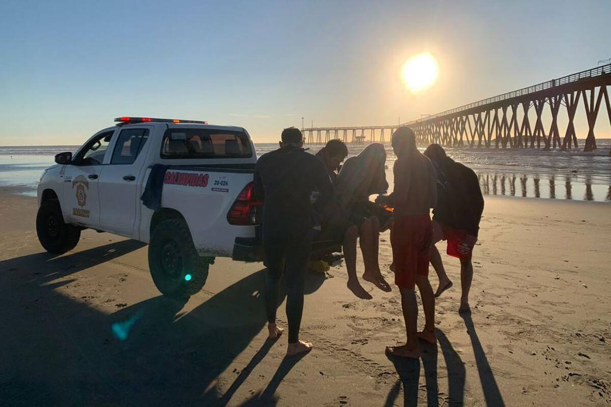 Piden extremar precauciones ante mareas altas en Rosarito