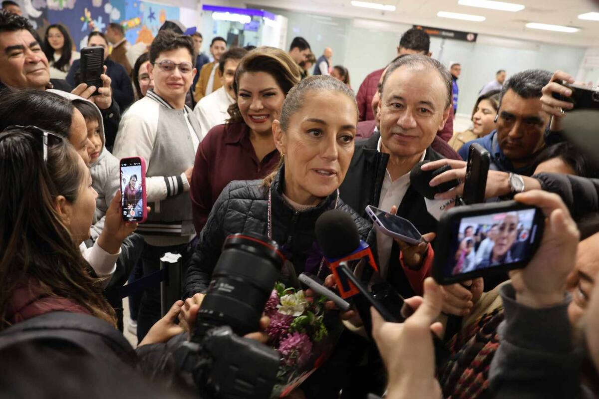 Se reúne Claudia Sheinbaum con militancia de Morena en Sonora