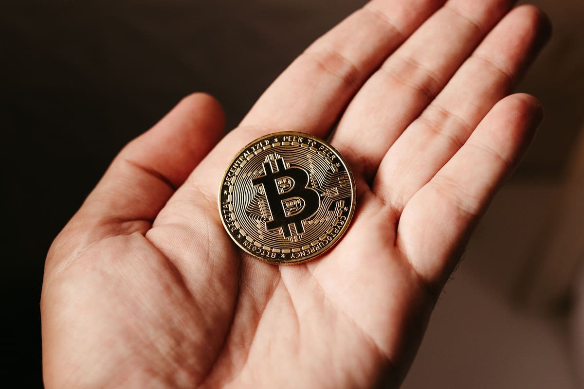 Casino online con criptomonedas en Latinoamérica: qué cambia frente a un casino tradicional