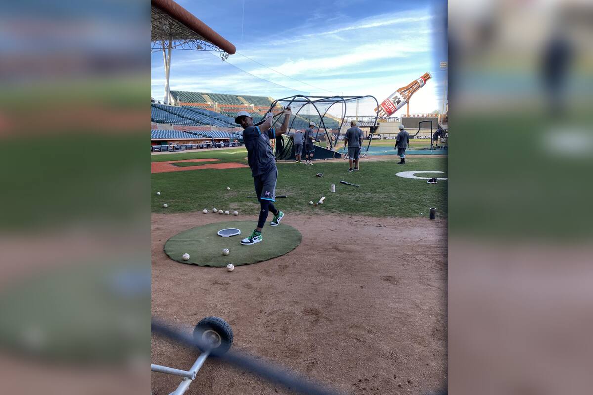 Realizan Naranjeros primera práctica antes de la Serie del Caribe