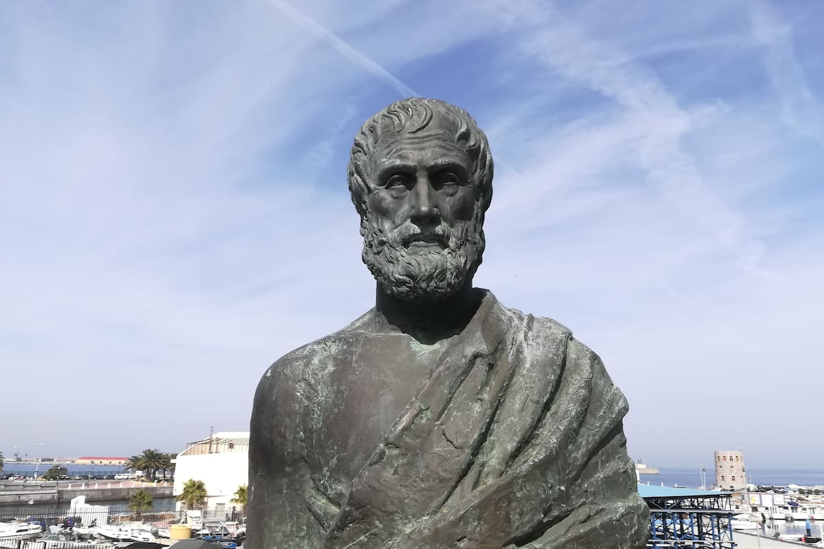 ¿Cúal es el origen de la palabra “maestro”?