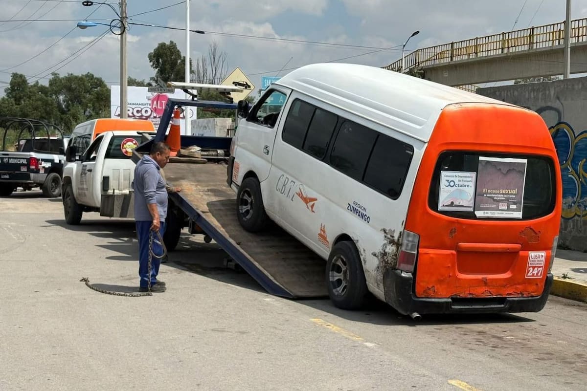 Aseguran 9 unidades de transporte en Zumpango tras violento ataque a autobús con pasajeros