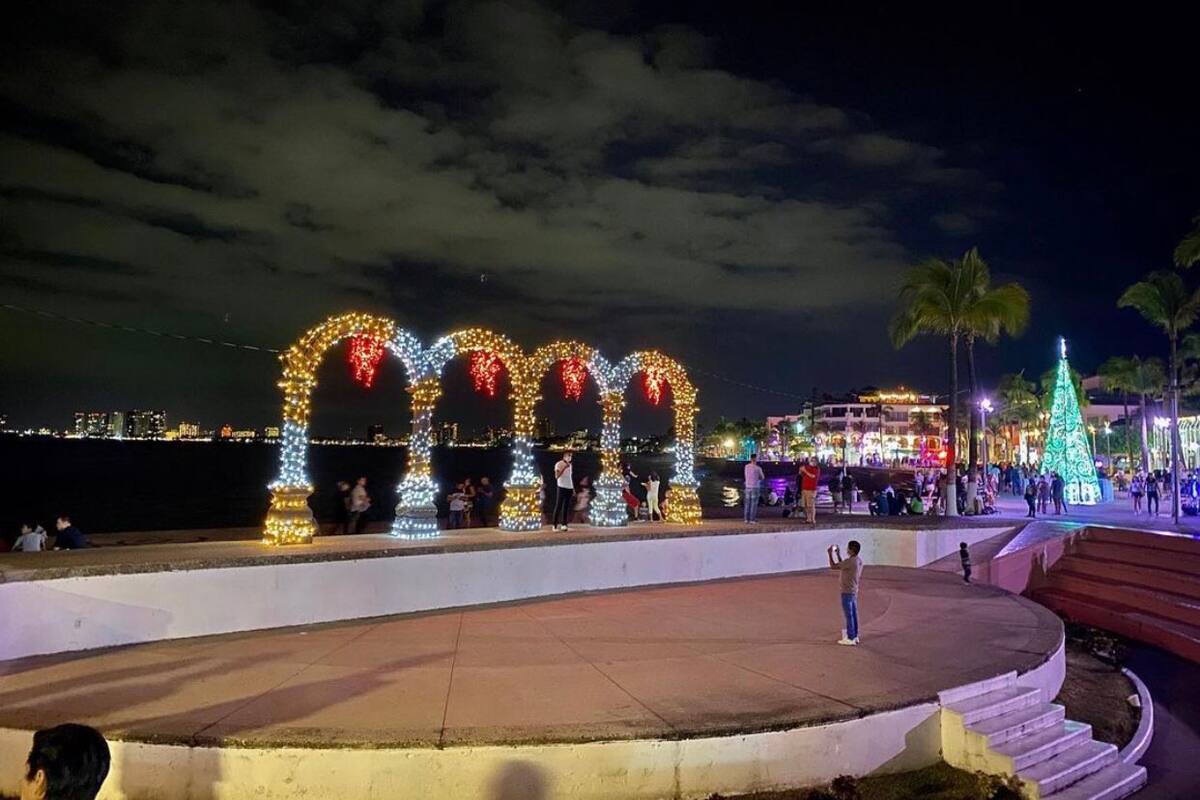 Asesinato de Aristóteles Sandoval no detiene a turistas en Puerto Vallarta