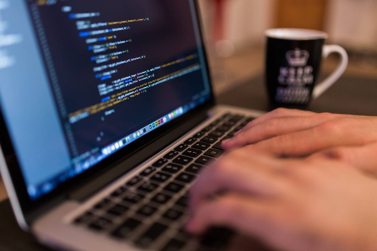 Crean software de manera inteligente