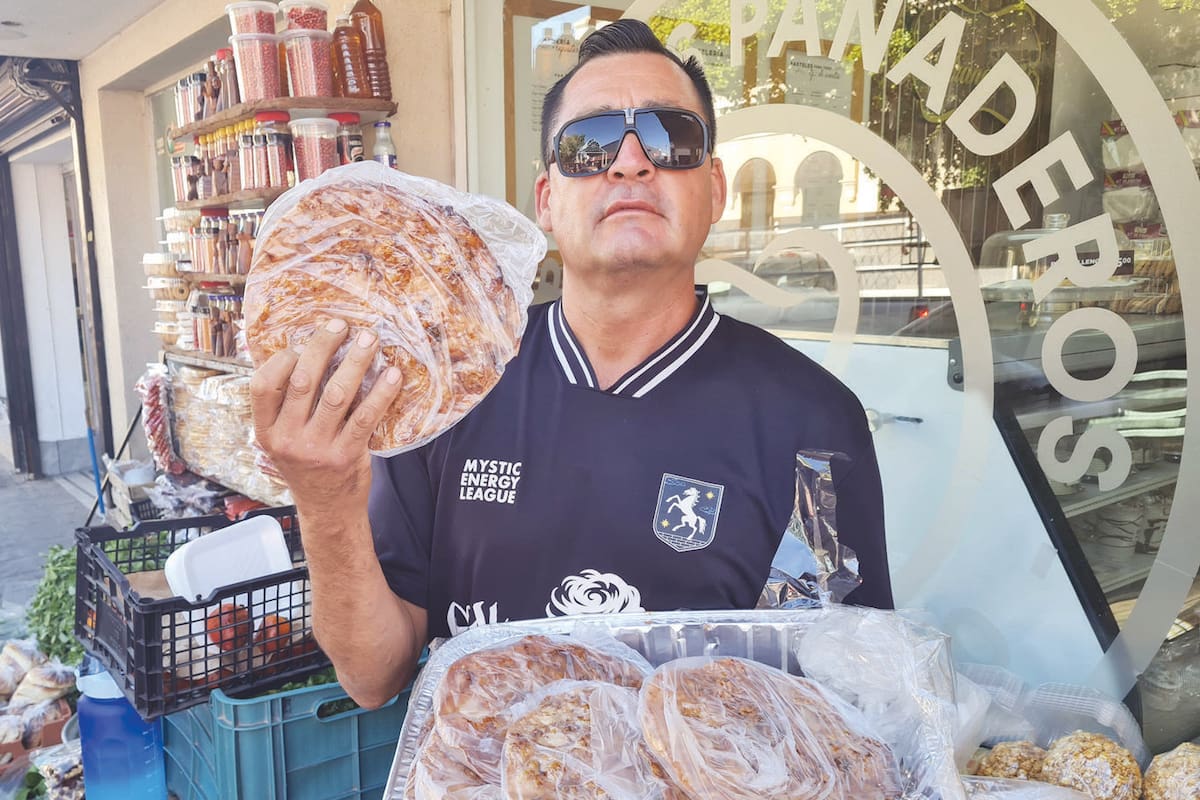 ¡Ya hay buñuelos! El aroma a miel de piloncillo endulza el Centro de Hermosillo y anuncia que se acerca la Navidad
