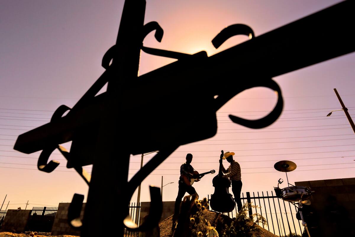 Historias de Halloween en Hermosillo: Almas “traviesas” asustan a empleados en el panteón Municipal
