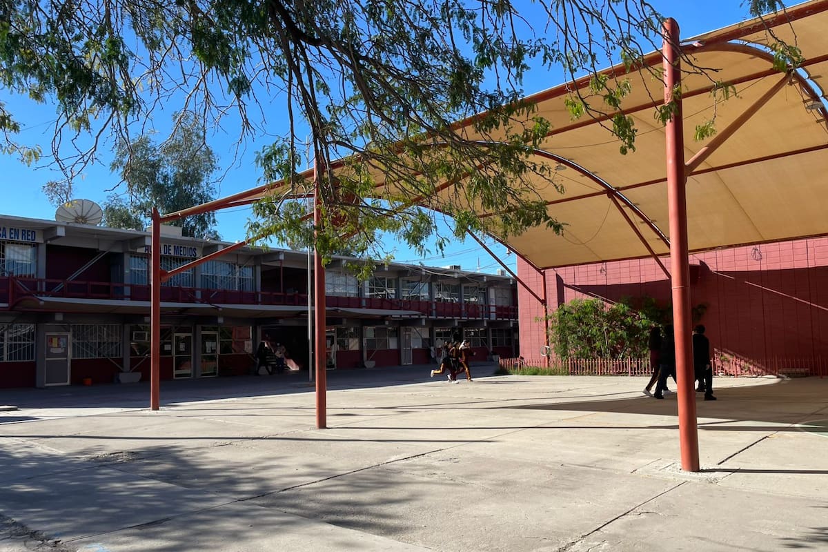 Refuerzan medidas de seguridad y salud en la Secundaria Técnica 18 tras regreso a clases