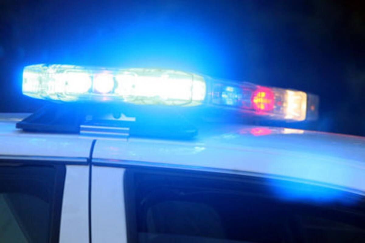 Dos hombres irrumpieron en auto a un plantel educativo en Poblado Miguel Alemán