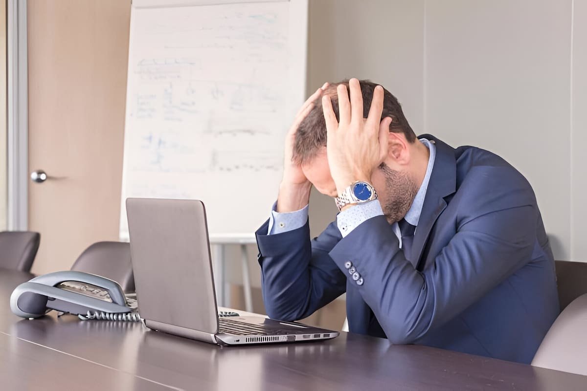 Los síntomas ocultos de la ansiedad de alto funcionamiento en hombres
