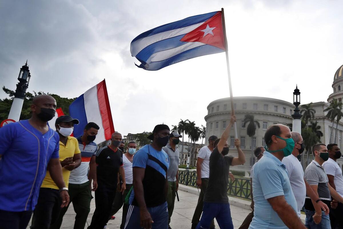 Bloque económico de Cuba: AMLO insiste en acabar con bloqueo tras protestas históricas en la isla