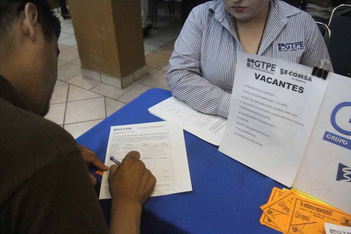 Más de 1 mil 600 personas participaron en ferias de empleo virtuales