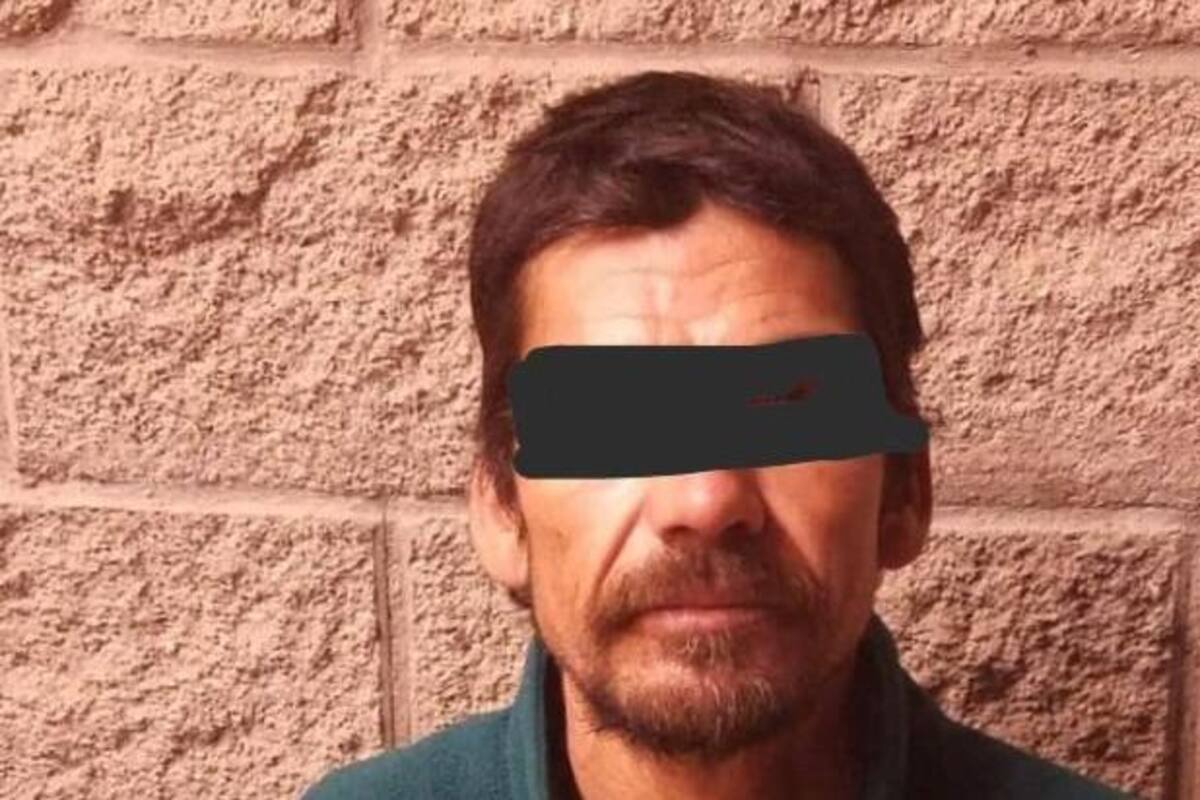 Pareja detenida con armas blancas, en SLRC