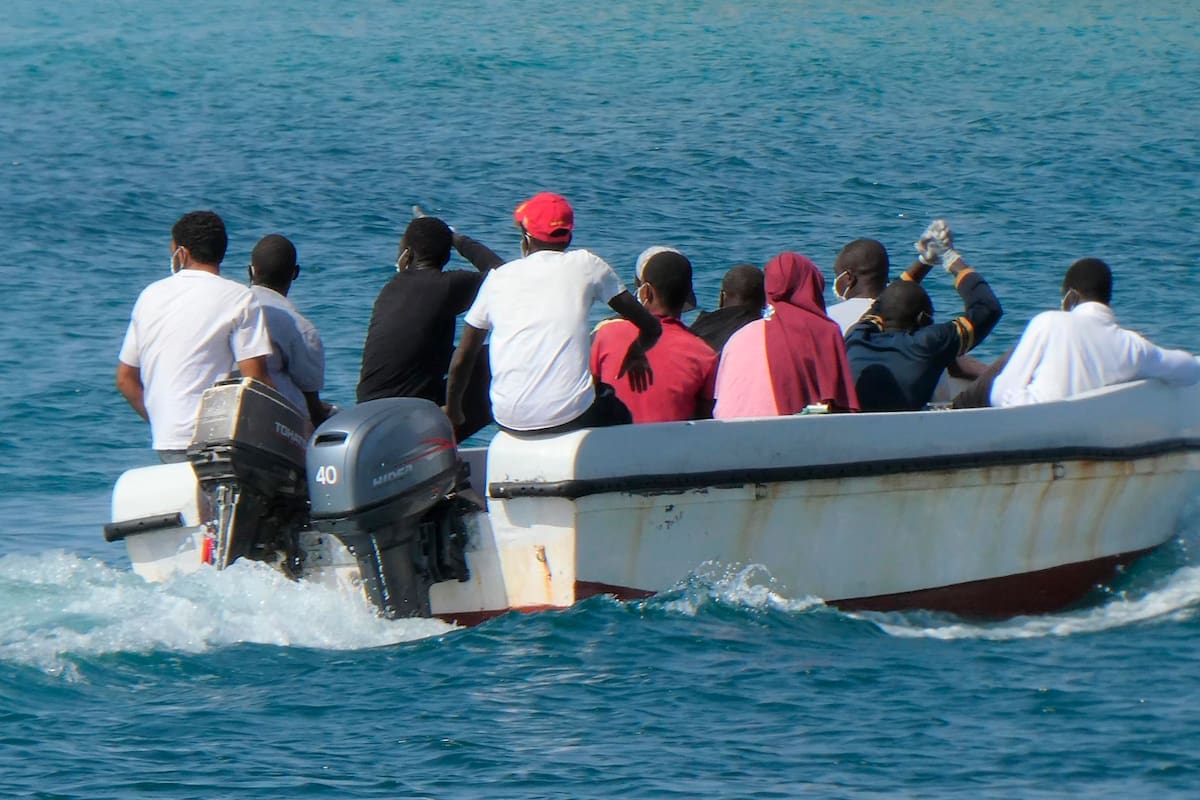 Suman 148 muertos por naufragio de barco en El Congo; sobrevivientes no cuentan con ayuda humanitaria