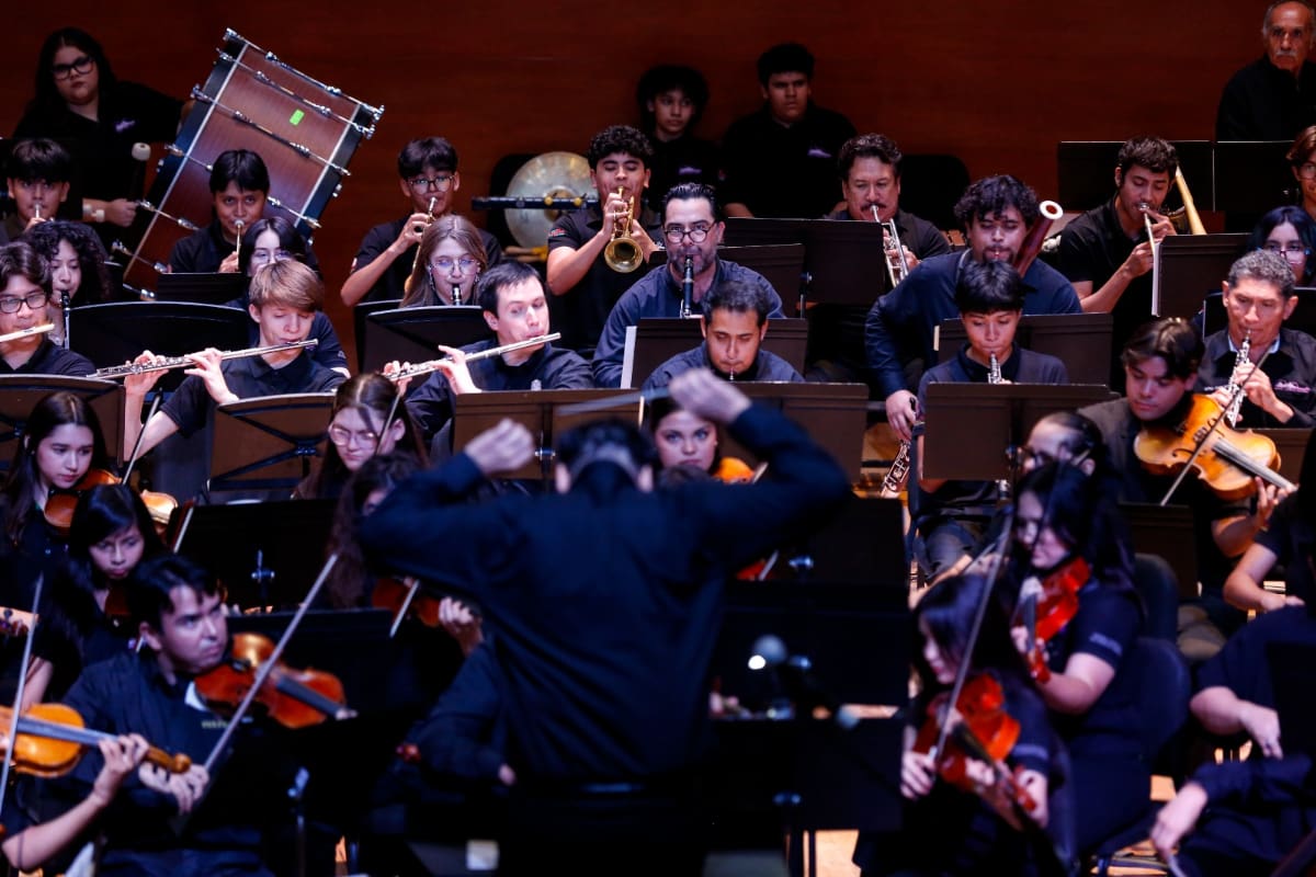 Músicos llevan huapangos, danzones y cantos de Baja California al escenario
