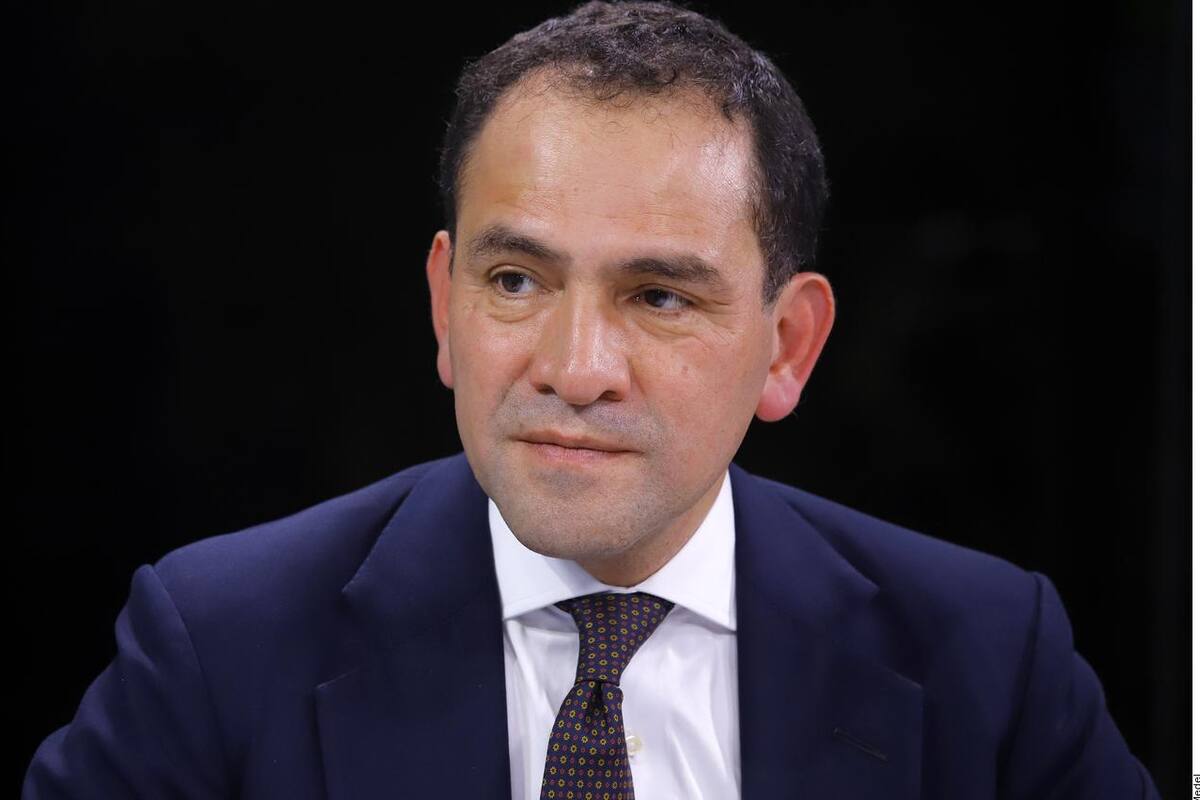 Al menos un año más viviremos con Covid-19, dice Arturo Herrera en The Washington Post