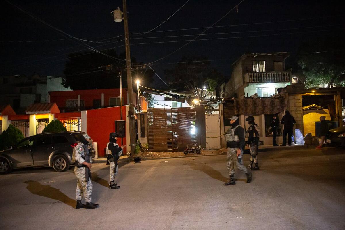 Un homicidio en Camino Verde y una volcadura en la Vía Rápida Alamar movilizaron a corporaciones de emergencia. Foto: Border Zoom