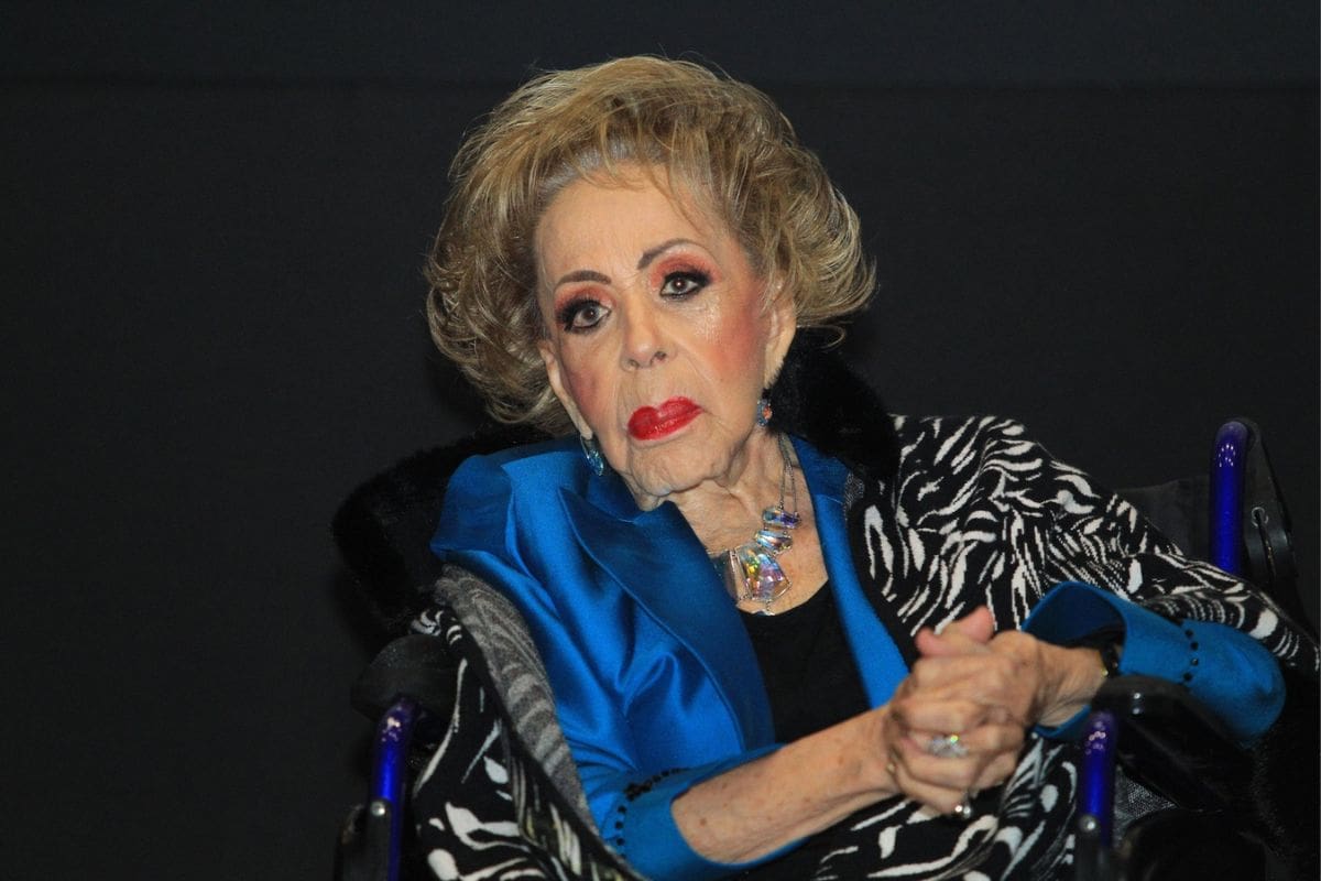 Silvia Pinal, una figura emblemática del espectáculo en México, ha dejado una huella indeleble en la cultura popular.