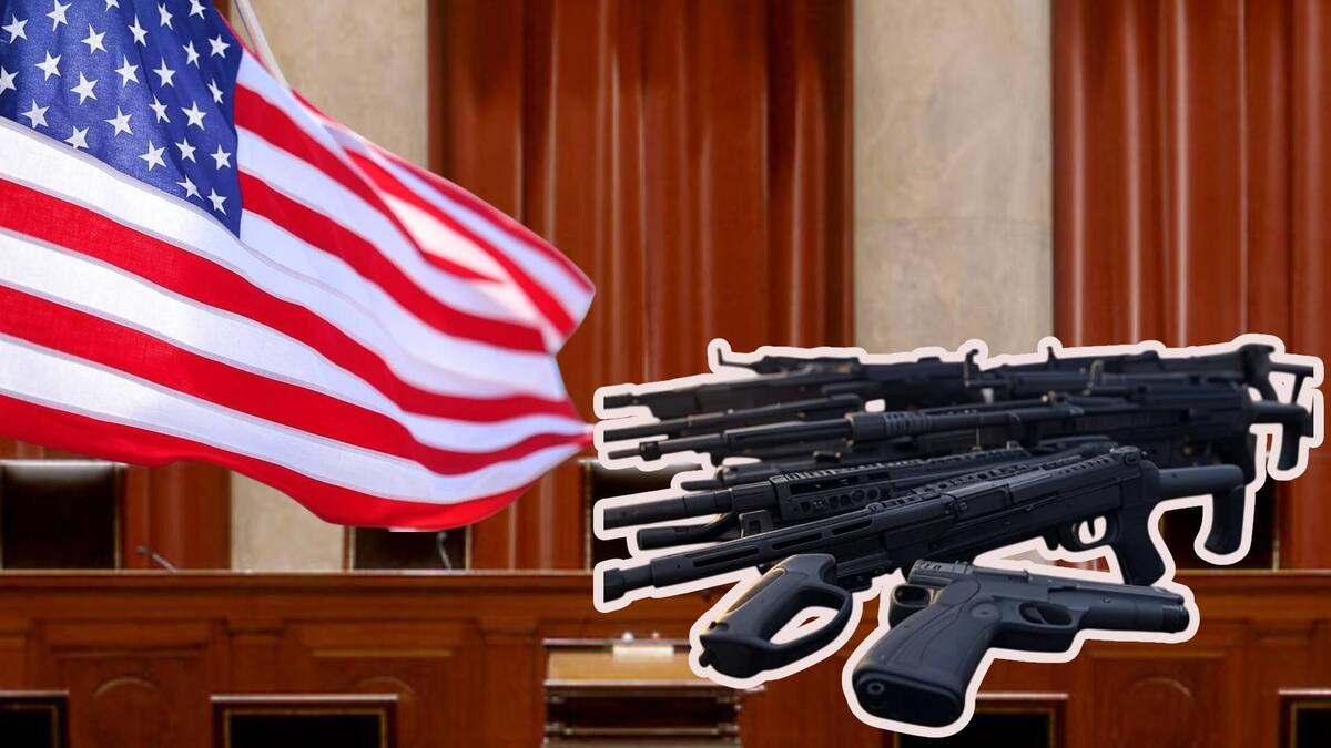 México argumenta que entre 200 mil y 500 mil armas de fabricación estadounidense son traficadas anualmente a través de la frontera sur, en un flujo conocido como el “río de hierro”. Foto: Grok / Capture.