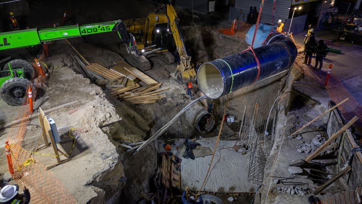 Luego de casi 48 horas de trabajos en el Acueducto Florido–Aguaje, la CESPT prevé que el suministro de agua en 691 colonias de Tijuana y Playas de Rosarito se recupere de manera gradual este fin de semana. Foto: Border Zoom