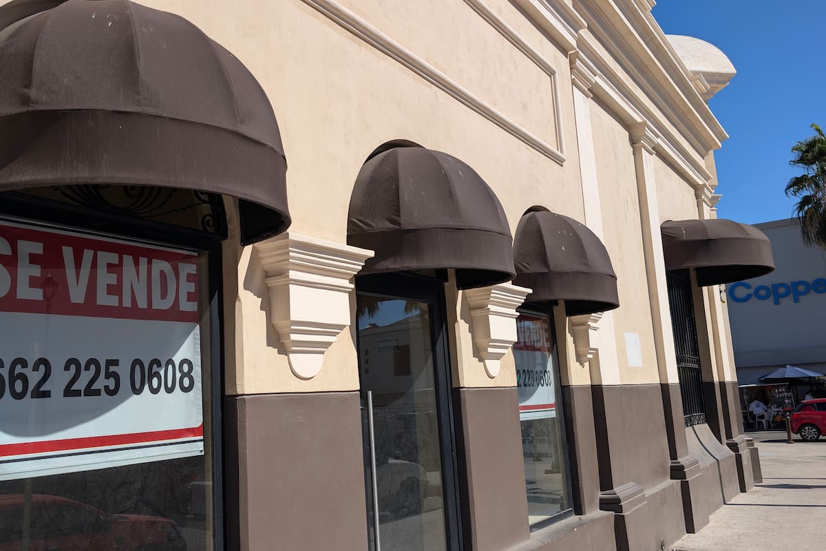 Retiro de locatarios deja 20 locales en renta en el Mercado Municipal de Hermosillo