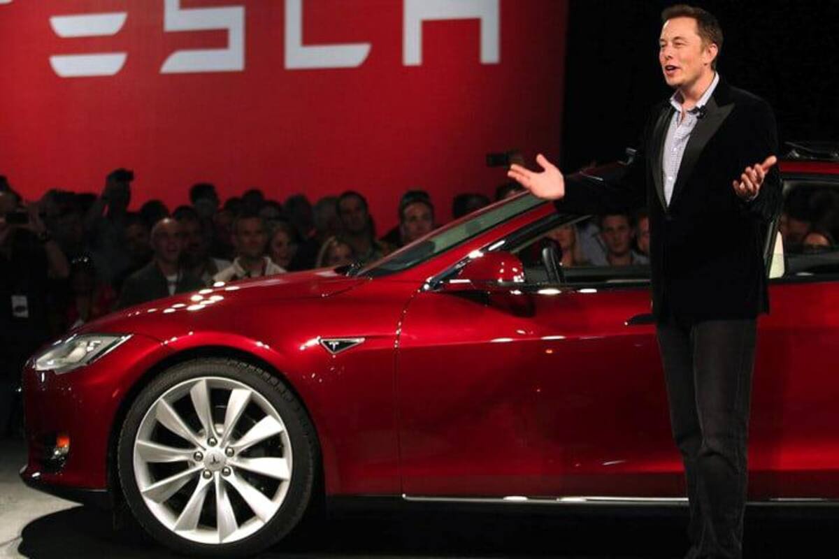 Elon Musk está reclutando gente para equipo de IA de Tesla