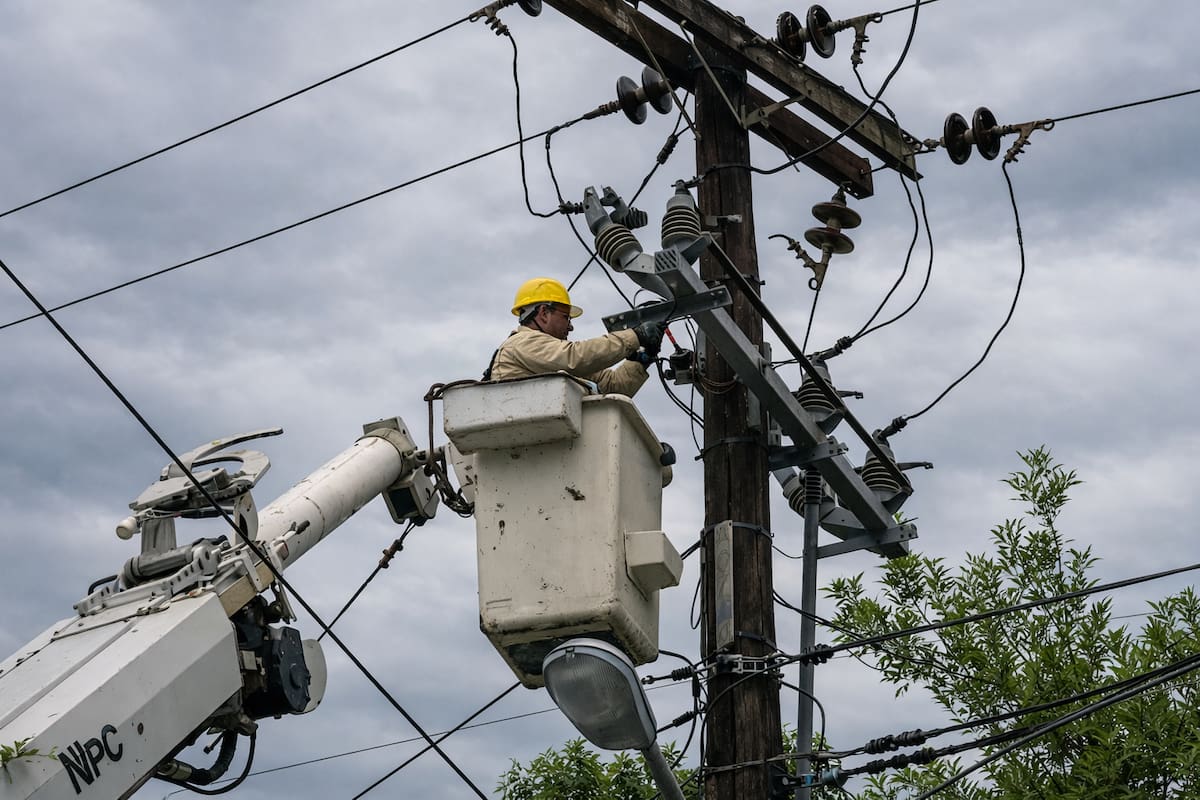 Afectan apagones a 182 mil usuarios en Tijuana