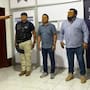 Luego de la captura del alcalde de Juchitán por extorsión, siguen las detenciones de funcionarios del municipio, ahora van tras policías