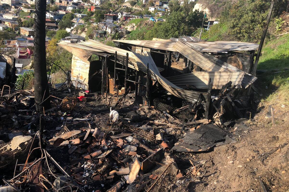 Incendio de dos casas deja saldo material y tres perros muertos