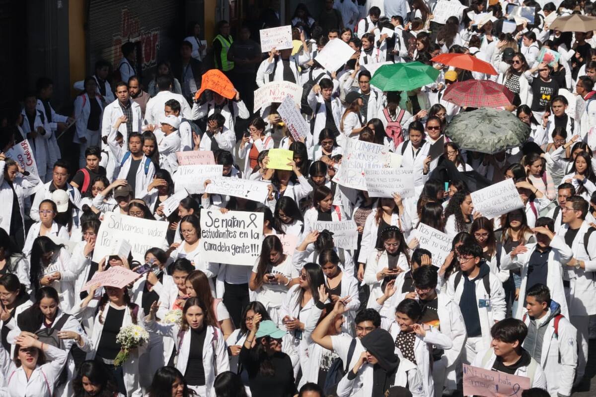 Robo de auto, principal línea de investigación en asesinato de estudiantes en Puebla
