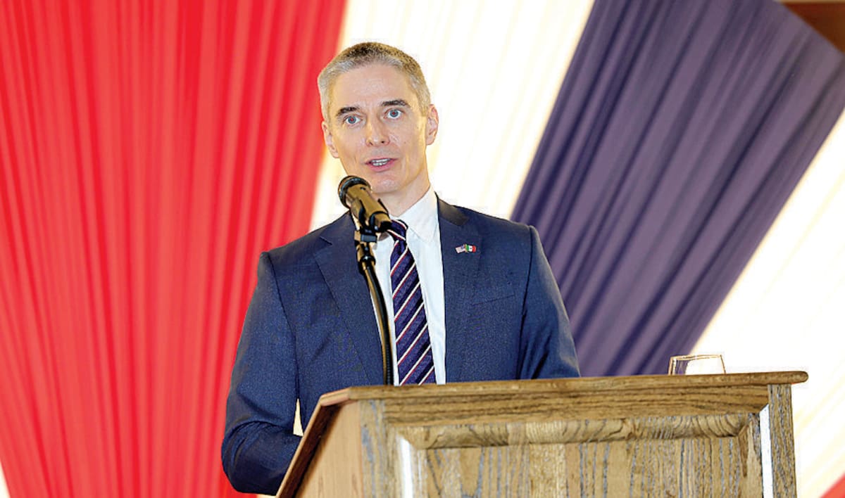 El cónsul en Hermosillo, Drew Hoster, durante el festejo por adelantado del 250 aniversario de la Independencia de Estados Unidos.