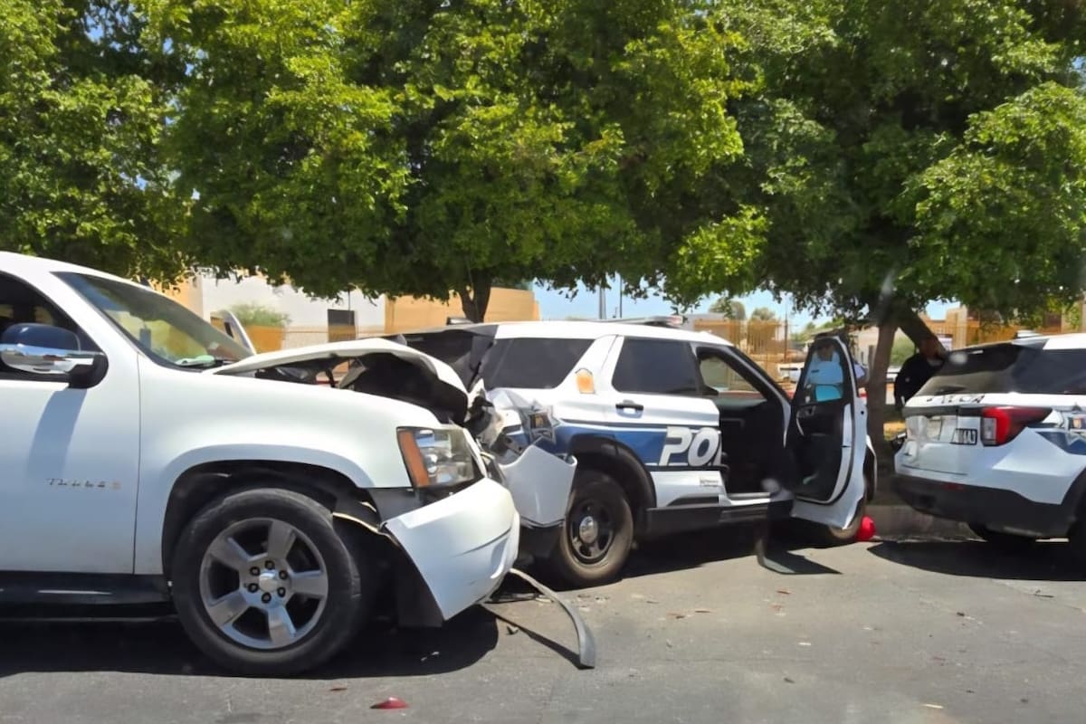 Choca su Tahoe contra patrullas nuevas en Río Nuevo; hay dos lesionados
