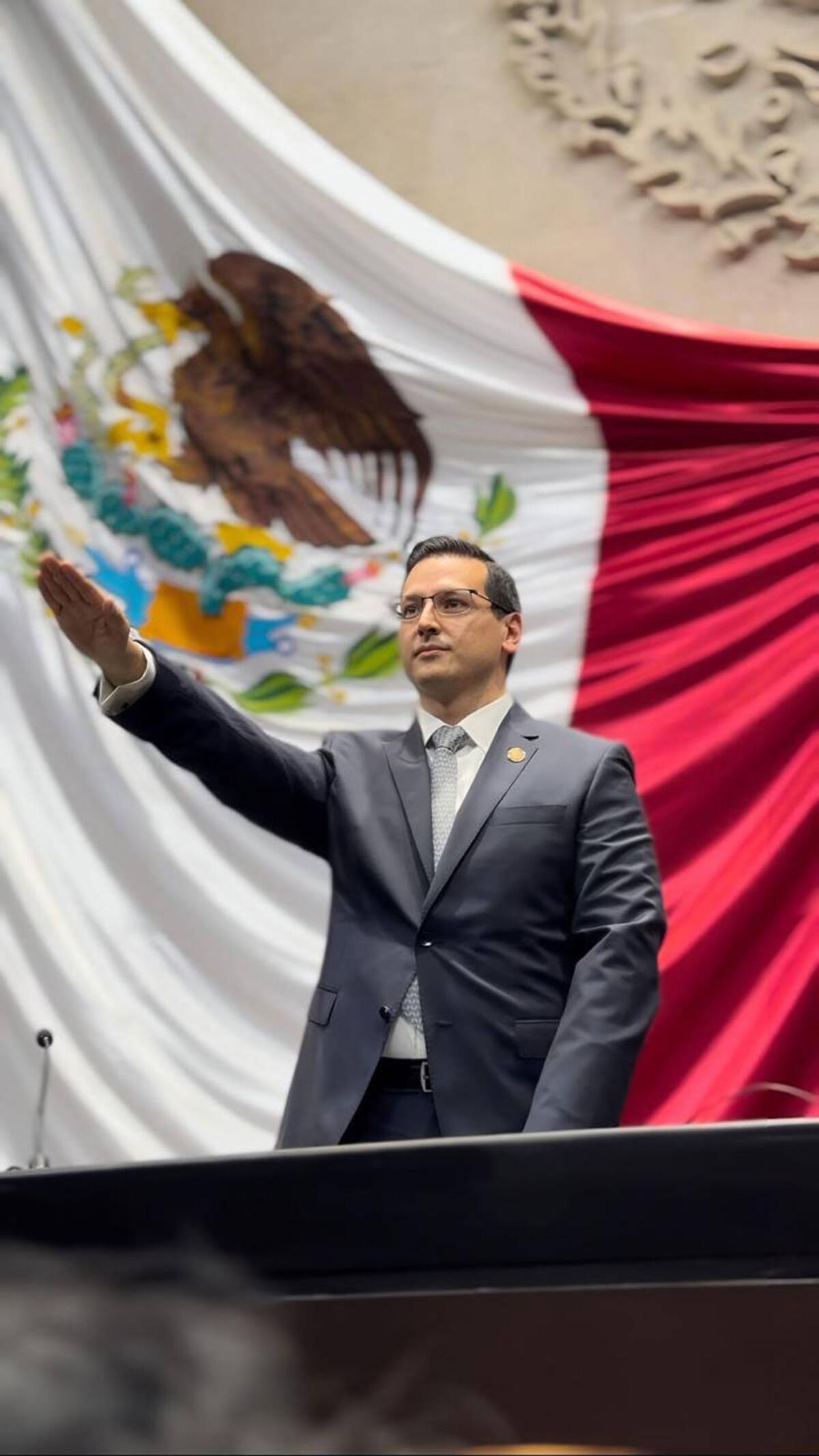 César Damián Retes tomó protesta este jueves como diputado federal de la LXVI Legislatura.