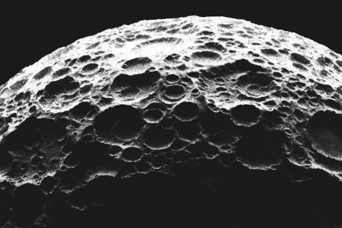 Encuentran evidencia de actividad volcánica en el lado oculto de la Luna