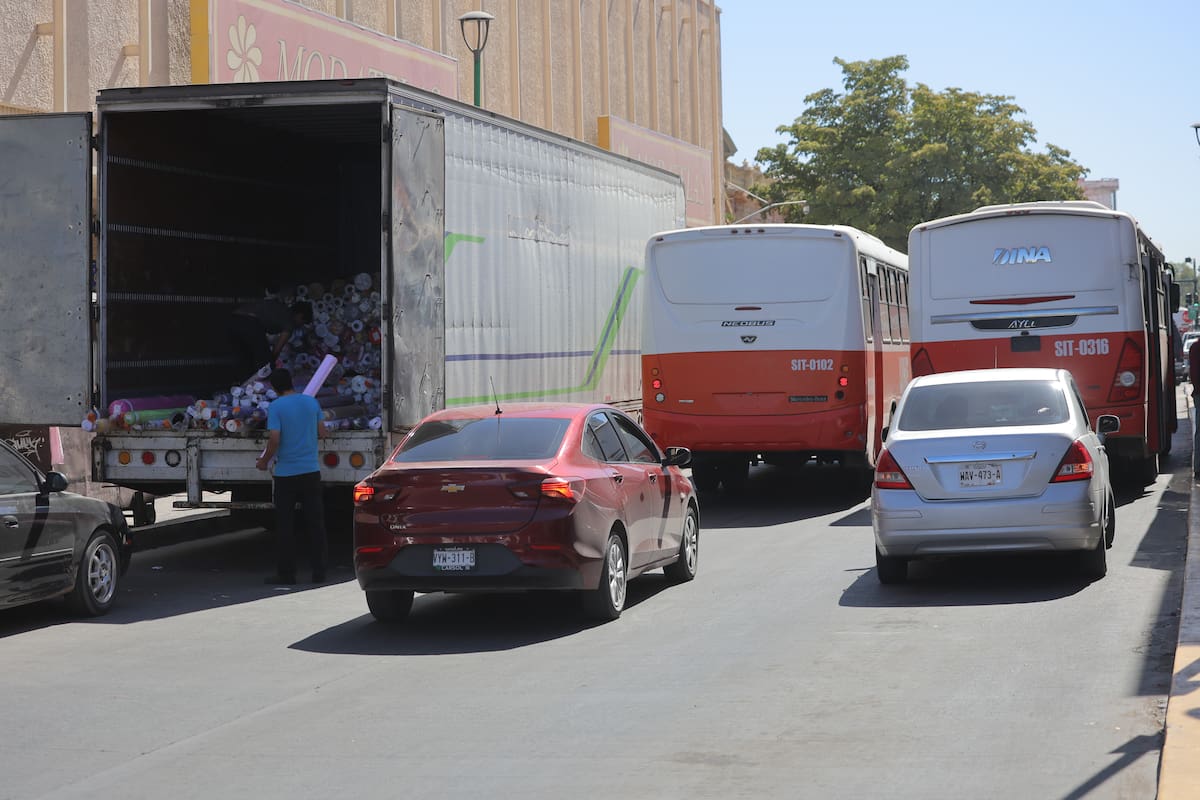 Descargas en el Centro deben hacerse de noche o madrugada: Tránsito de Hermosillo