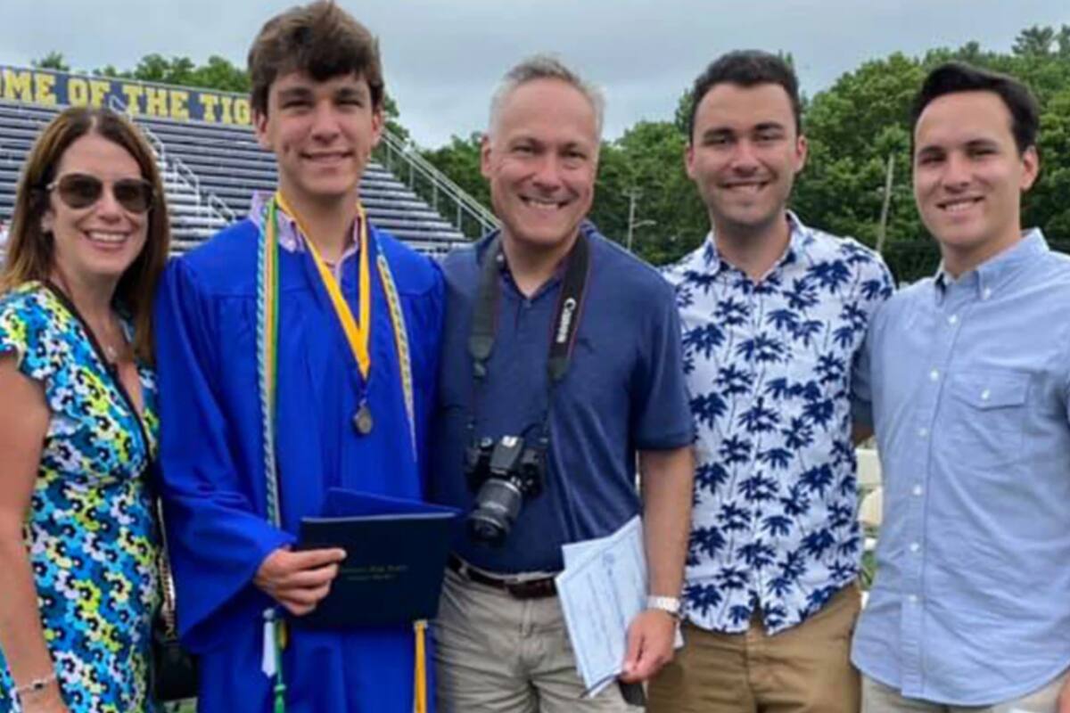 Padre de estudiante universitario es asesinado durante su estancia en NY para celebrar el "Fin de semana familiar"