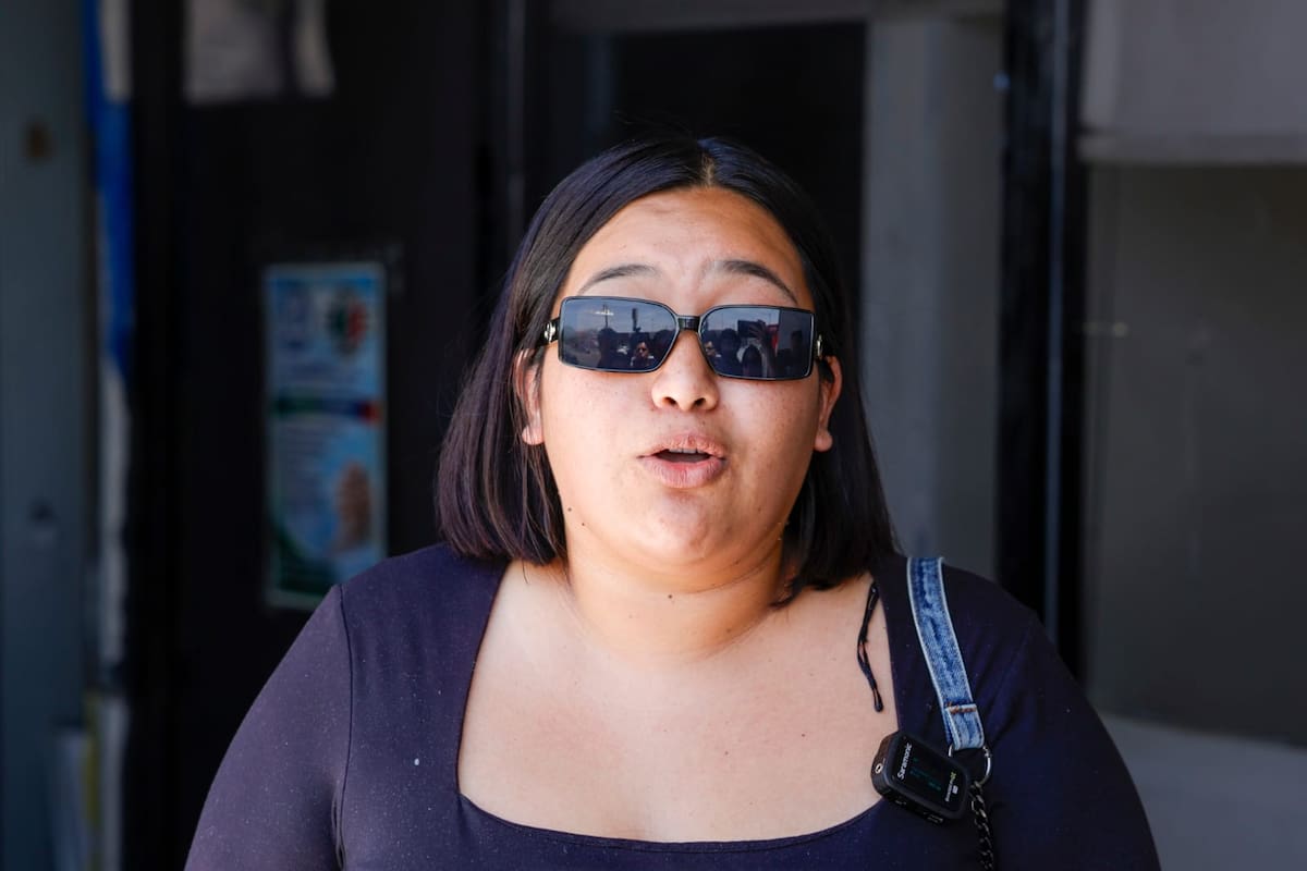 Dueña de Bazar de Karen exige pruebas que justifiquen cateo y teme nueva irrupción a su casa