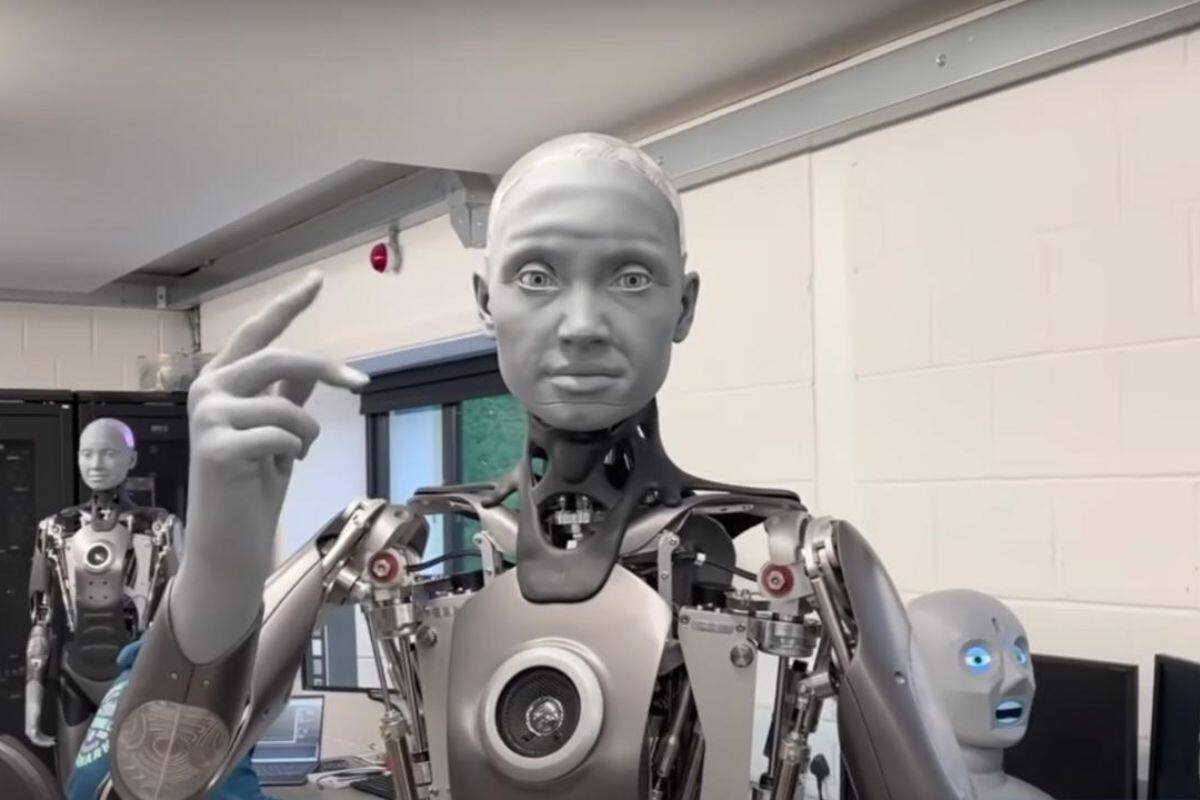 Ameca, el robot que habla con GPT-4 y baila al ritmo de la música