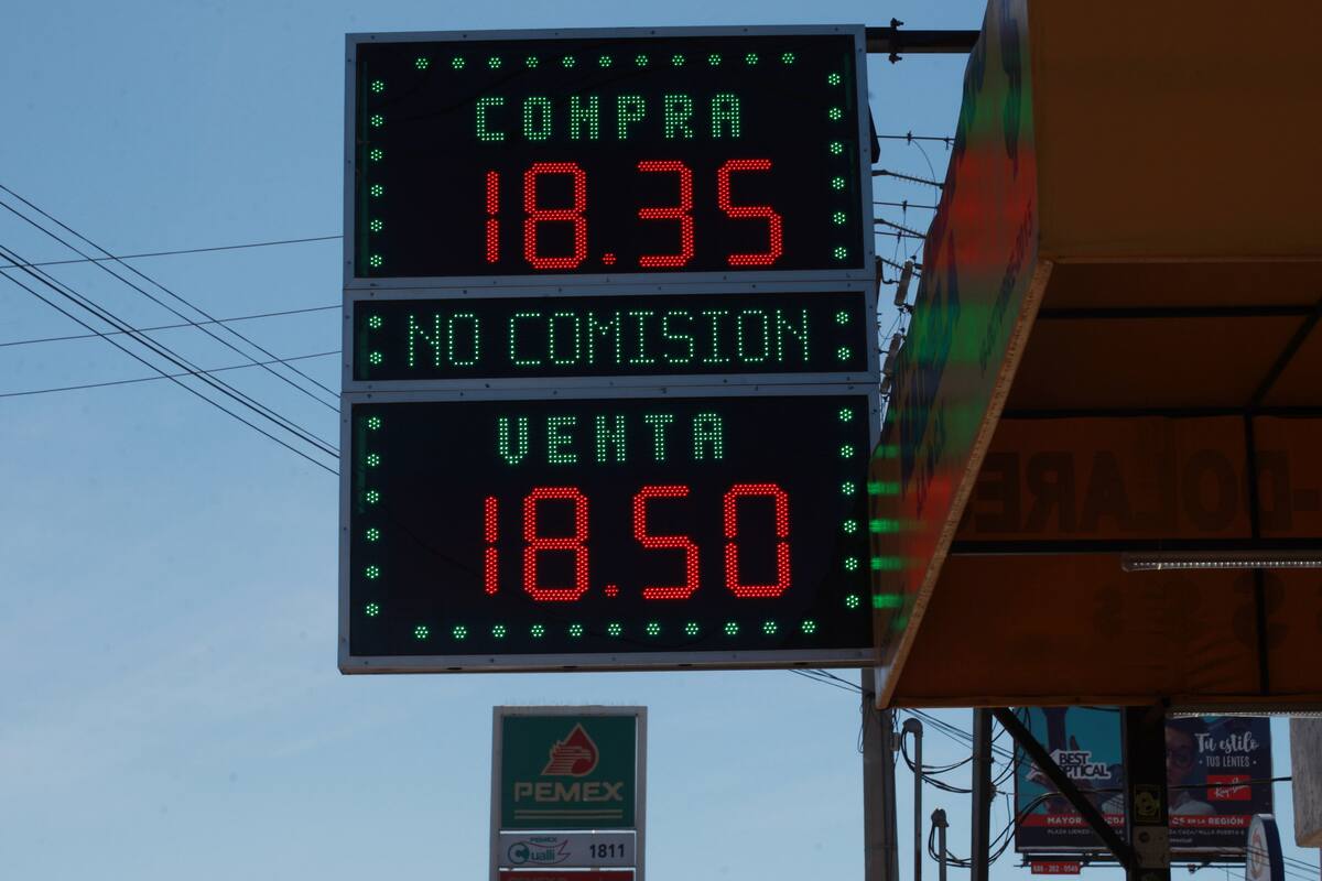 Se recupera el peso frente al dólar