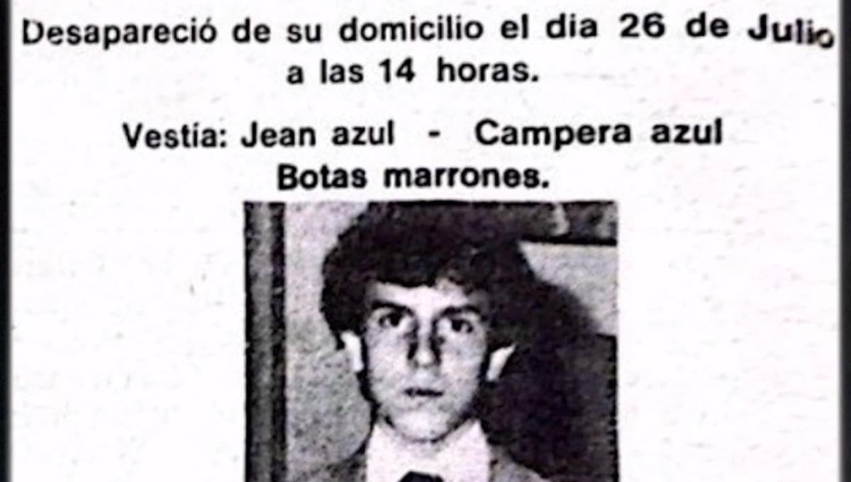 Diego Fernández. Ficha de búsqueda elaborada por sus padres. | CNN