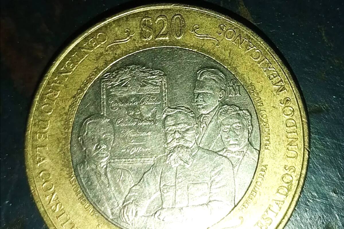 Moneda con la cara de 4 figuras mexicanas importantes que conmemora la Constitución Mexicana es vendida por 25 mil pesos