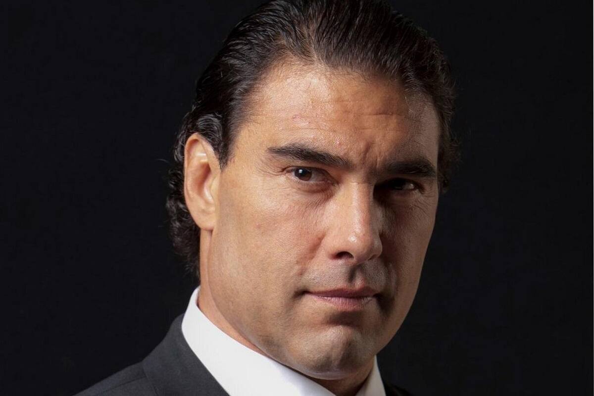 Eduardo Yáñez responde a críticas por vacunarse contra Covid-19 en Estados Unidos