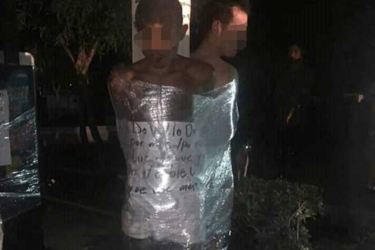 Exhiben vecinos a presuntos ladrones en Tijuana